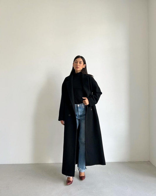 Luxurious Wool Wrap Coat with Wide Lapels and Belt
